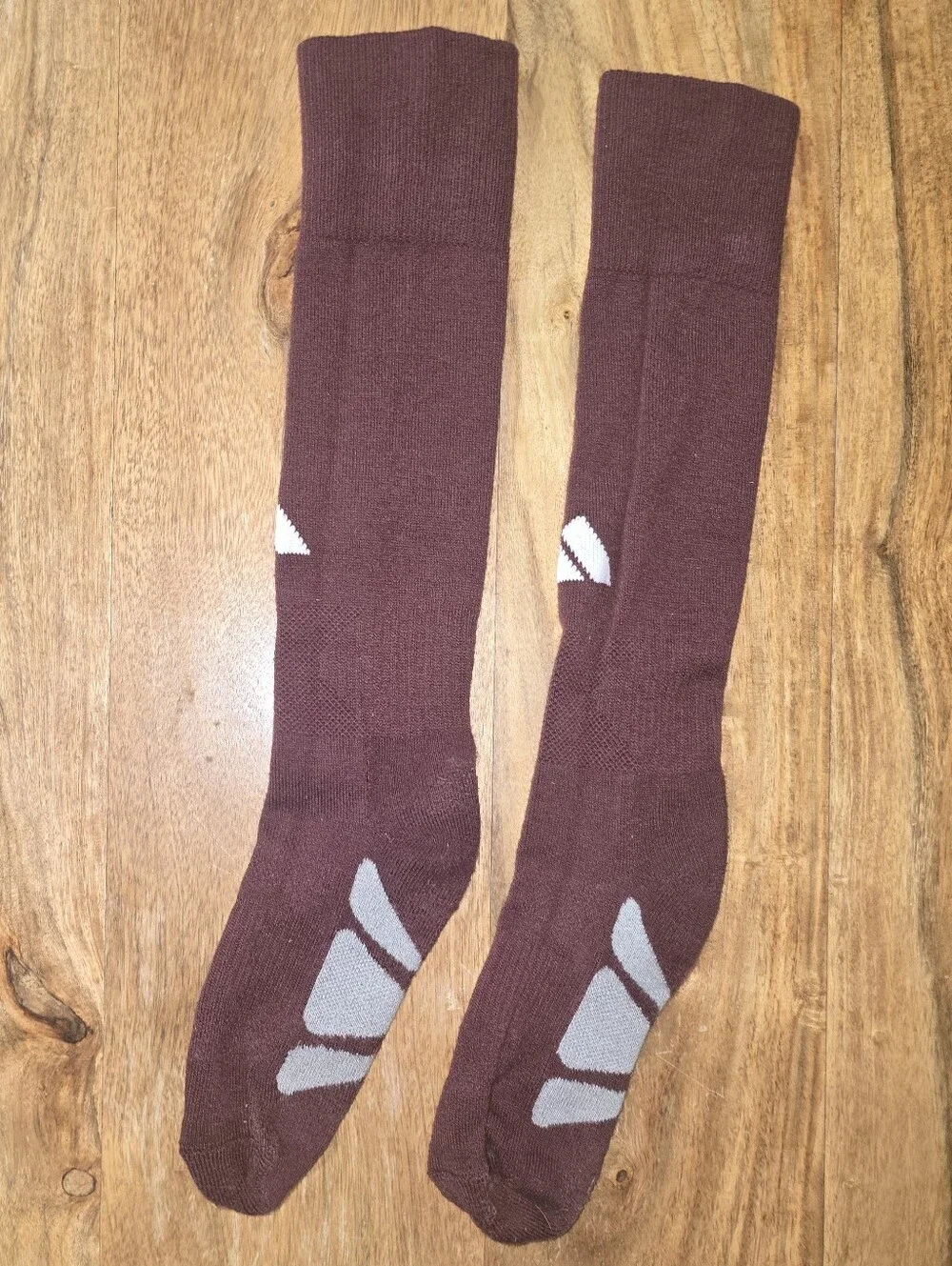 Adidas Utility All Sport Maroon Socks Mens Size: Small